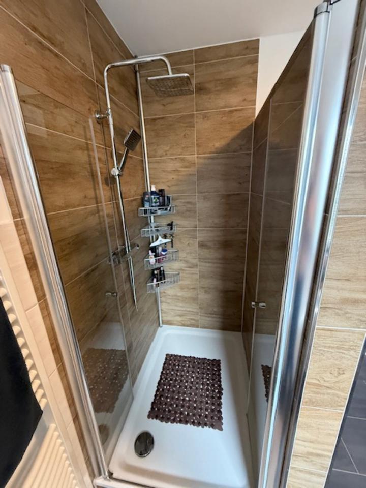 Doppelhaushälfte in top Lage mit Pool und Sauna!!!