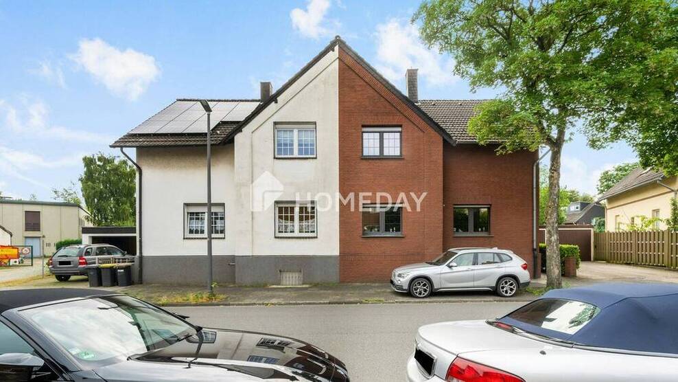 Doppelhaushälfte mit modernisierter Ausstattung, Doppelgarage und nachhaltiger Energieversorgung 5 zimmer