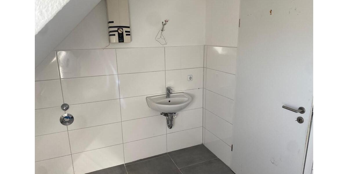 Dachgeschoßwohnung Dortmund Mengede - 3 Zimmer, 53 m&sup2;, 700&euro; | Angebot:26396483
