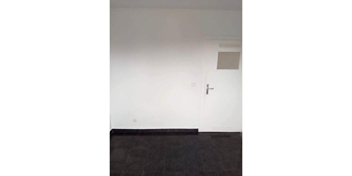 Zimmer Duisburg Alt-Hamborn - 3 Zimmer, 77 m&sup2;, 579&euro; | Angebot:25750181