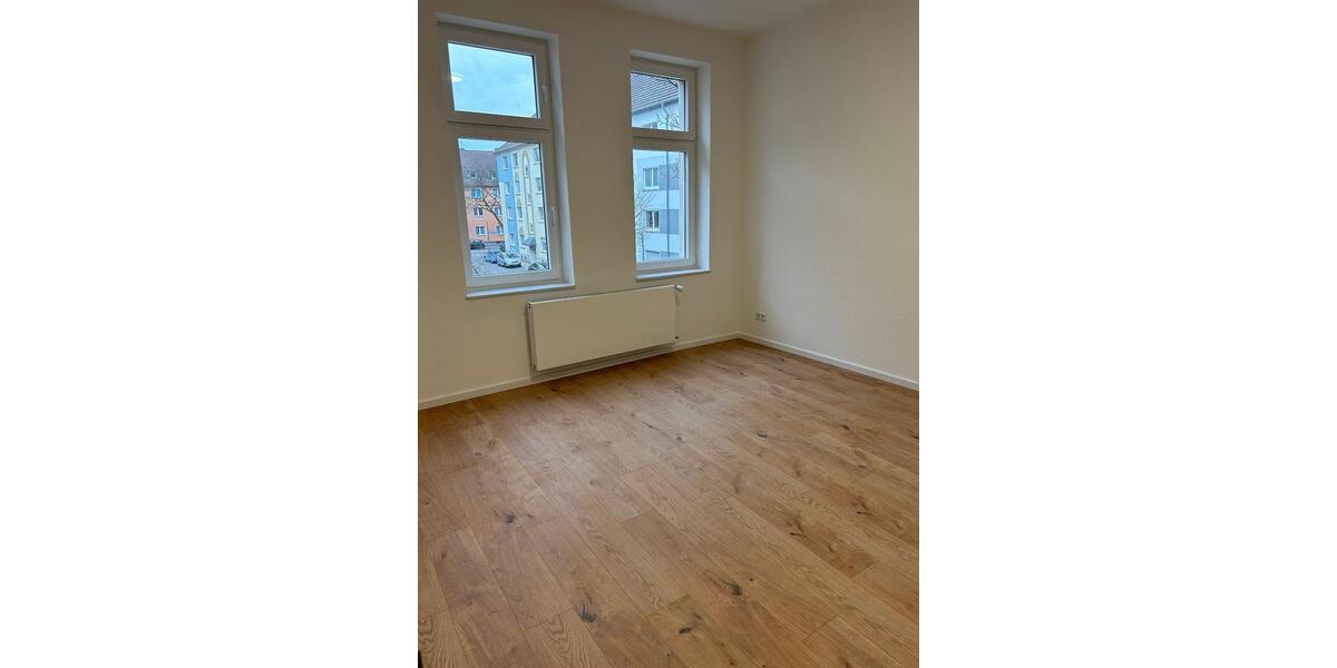 Schöne Altbau-Wohnung, kernsaniert, Einbauküche neu, Essen Südost 1 zimmer
