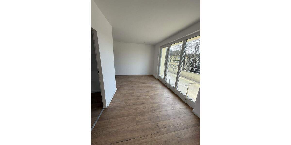 3-Zimmer-Wohnung (106 m²) - Erstbezug nach Kernsanierung, XXL-Dachterrasse, Aufzug 3 zimmer