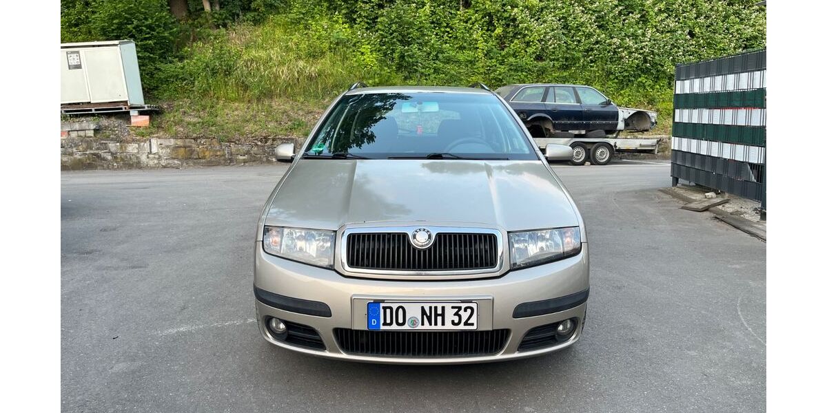 Skoda Fabia 293.000 km 1.655 &euro; Dortmund-Hörde 44263