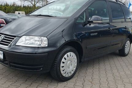 VW Sharan 93.062 km 8.499 &euro; Essen 45326