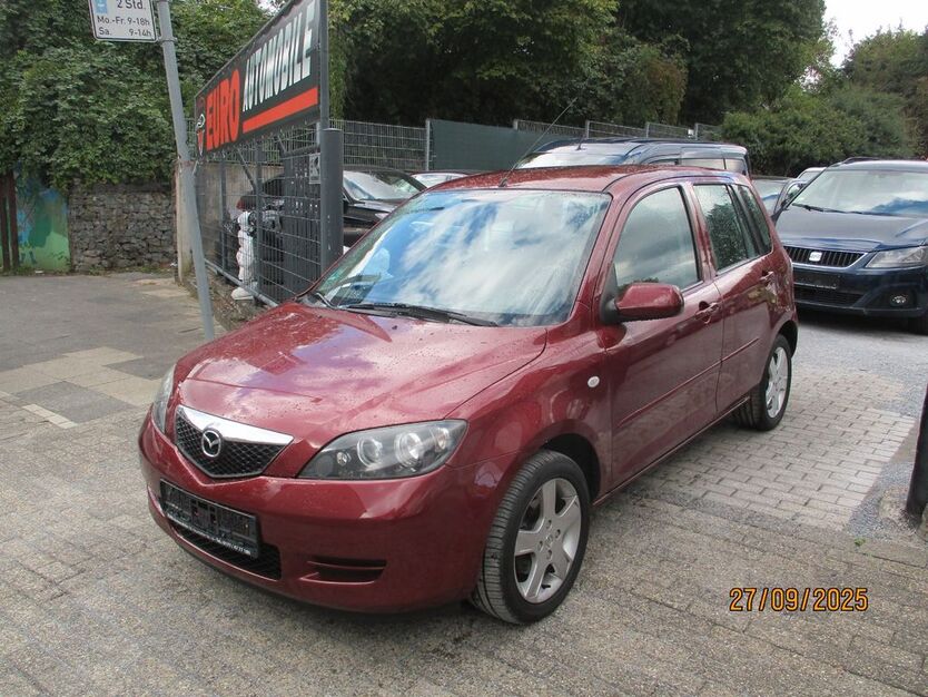 Mazda 2 130.000 km 2.650 € Oberhausen 46149