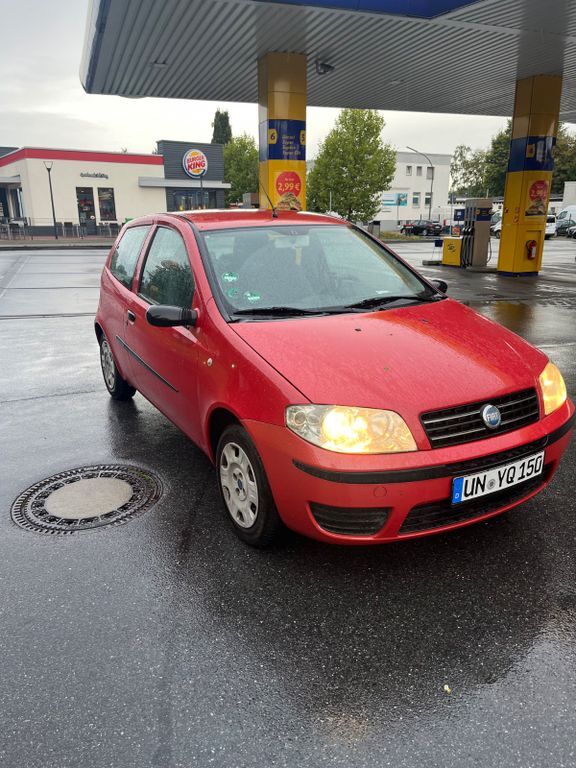 Fiat Punto 215.000 km 570 € Gelsenkirchen 45894