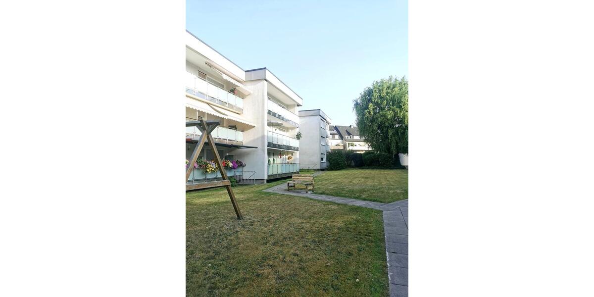 Provisionsfreie 3,5-Z.-Whg mit Loggia, Garage & Gem.-garten 3.5 zimmer