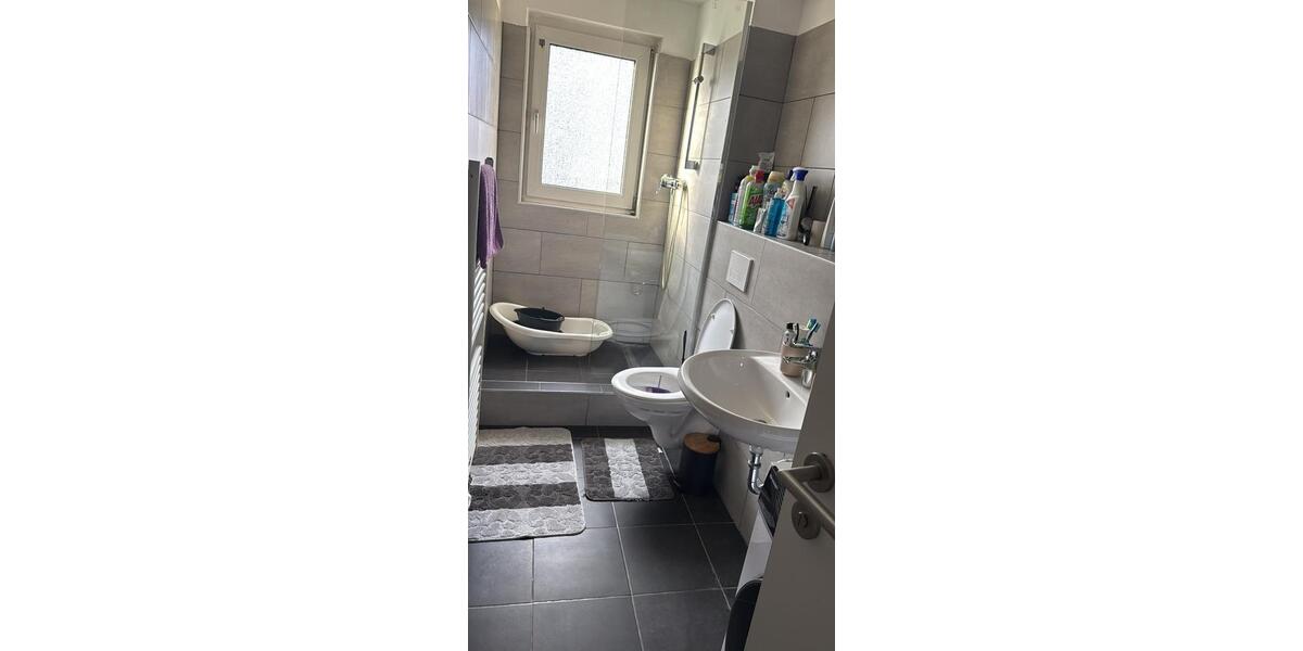 Etagenwohnung Wuppertal Barmen - 2 Zimmer, 65 m&sup2;, 120.000&euro; | Angebot:25861122