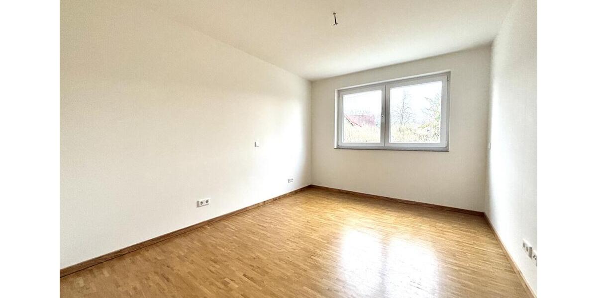 Erdgeschoßwohnung Essen Stadtbezirk IX - 2.5 Zimmer, 60 m&sup2;, 820&euro; | Angebot:24690074