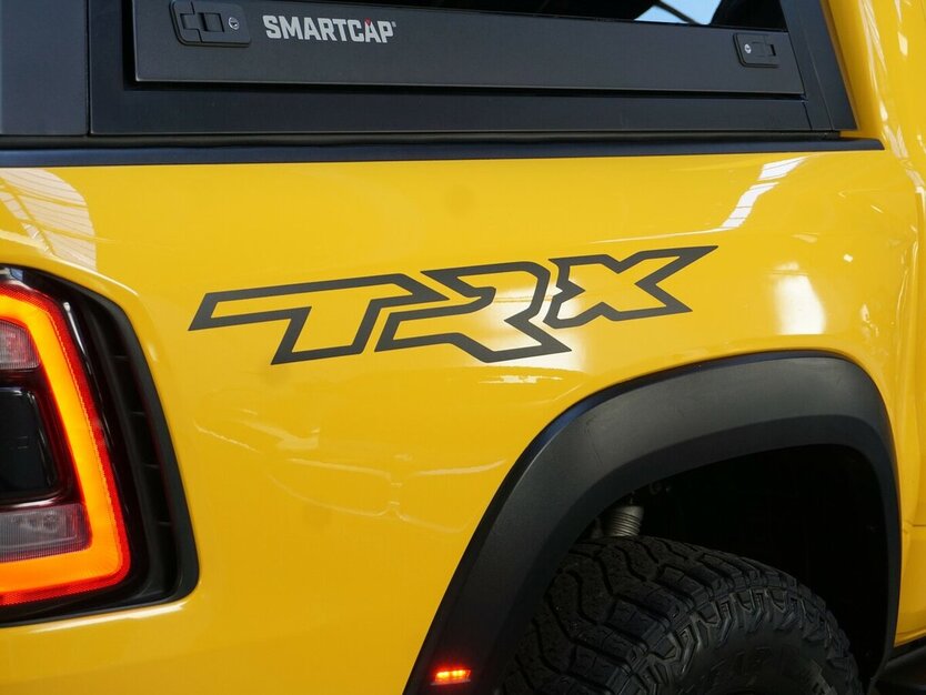 Dodge RAM 1500 TRX 6.2L V8 SMARTCUP Leder Pano HuD H&K 41.719 km 128.900 € Wuppertal 42327
