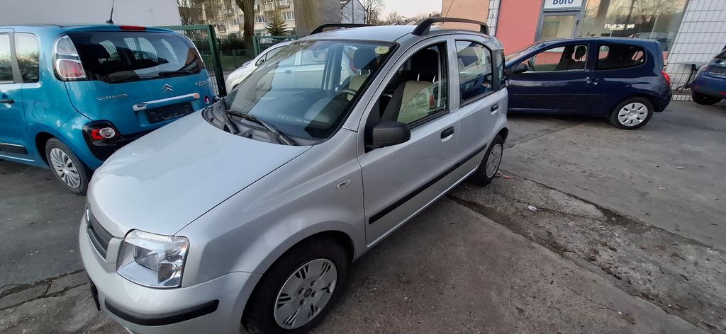 Fiat Panda 95.100 km 2.990 &euro; Dortmund 44339