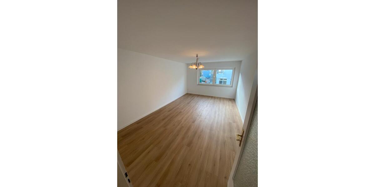 Etagenwohnung Essen Stadtbezirk III - 1 Zimmer, 43 m&sup2;, 430&euro; | Angebot:26370054