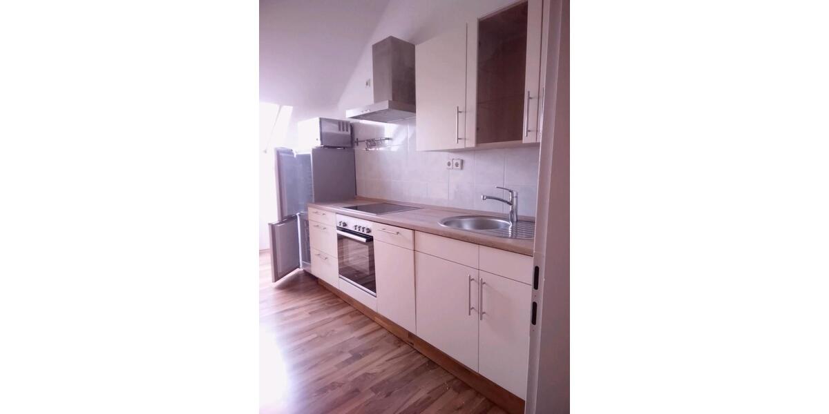 Dachgeschoßwohnung Gelsenkirchen Resse - 3.5 Zimmer, 67 m&sup2;, 690&euro; | Angebot:26347723