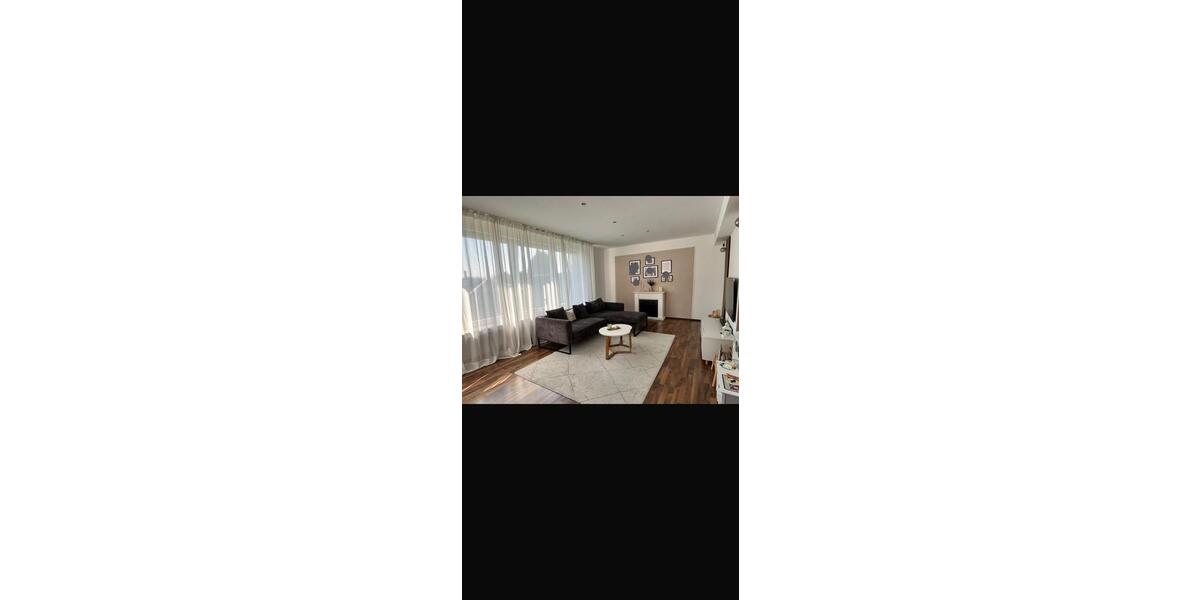 Erdgeschoßwohnung Bochum Höntrop - 3.5 Zimmer, 133 m&sup2;, 1.350&euro; | Angebot:26122154