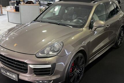 Porsche Cayenne 245.000 km 29.900 &euro; Gelsenkirchen 45891