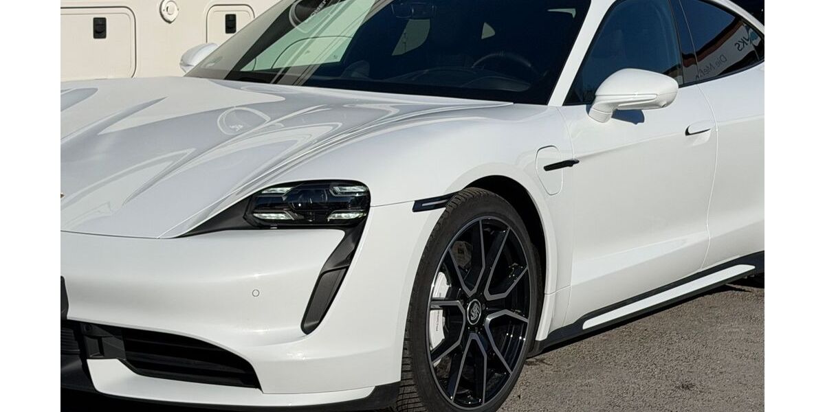 Porsche Taycan 63.000 km 69.800 &euro; Dortmund 44379
