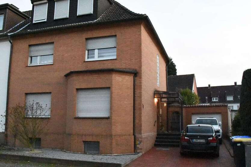 Haus zum Kaufen in Lünen Alstedde 379.000 € 182 m² 6 zimmer