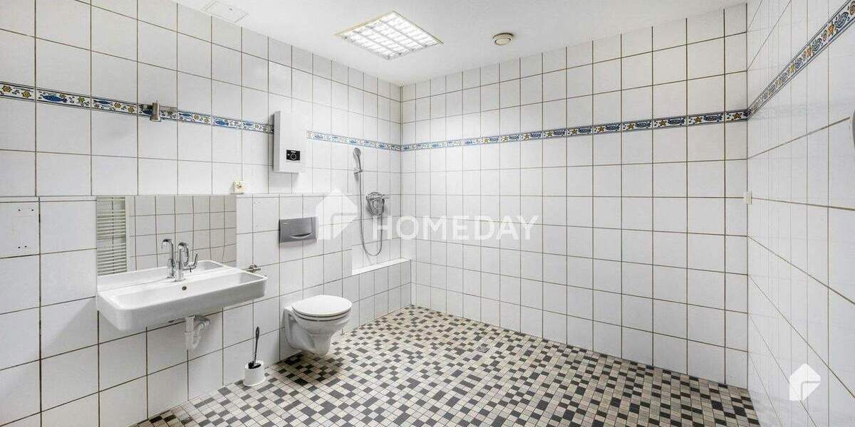 Etagenwohnung Wetter (Ruhr) Alt-Wetter - 6 Zimmer, 228 m&sup2;, 198.000&euro; | Angebot:25644768