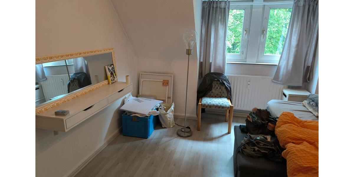 Dachgeschoßwohnung Gelsenkirchen Gelsenkirchen-Nord - 2.5 Zimmer, 50 m&sup2;, 289&euro; | Angebot:26516423