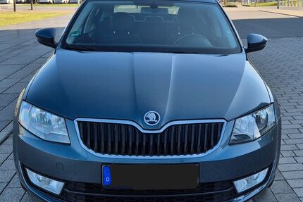 Skoda Octavia 127.000 km 12.990 &euro; Bochum 44787 44787