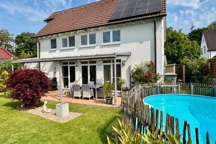 Haus Waltrop - 6.5 Zimmer, 275 m&sup2;, 599.550&euro; | Angebot:27417136