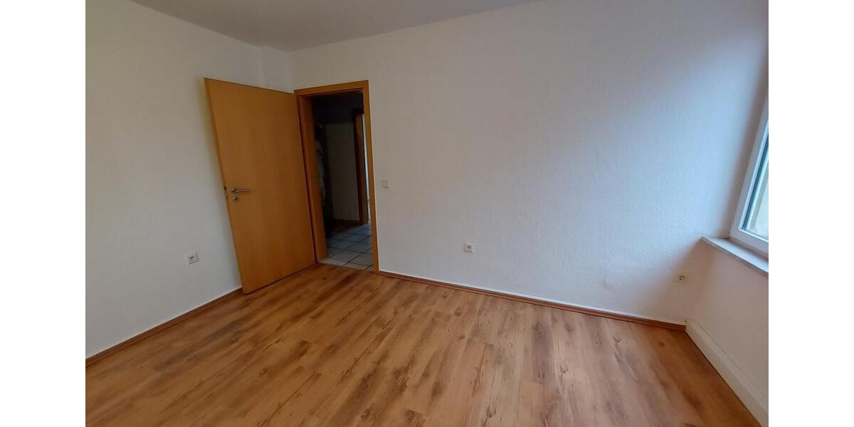 Dachgeschoßwohnung Gelsenkirchen Gelsenkirchen-Nord - 3.5 Zimmer, 68 m&sup2;, 575&euro; | Angebot:26396509