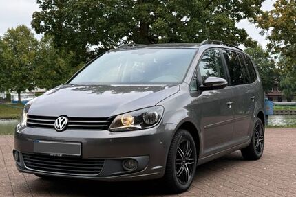 VW Touran 136.000 km 6.900 € Datteln 45711