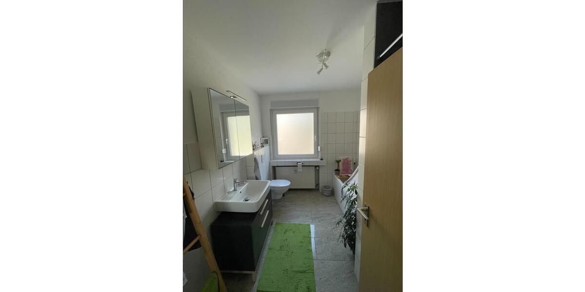 Etagenwohnung Bochum Laer - 3 Zimmer, 82 m&sup2;, 780&euro; | Angebot:26378944