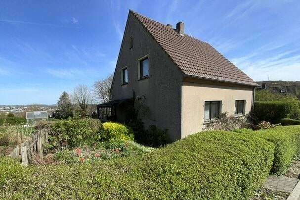 Einfamilienhaus Gevelsberg - 6 Zimmer, 124 m&sup2;, 149.000&euro; | Angebot:26343922