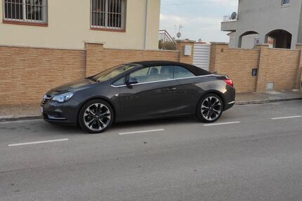 Opel Cascada 67.000 km 15.900 &euro; Voerde 46562