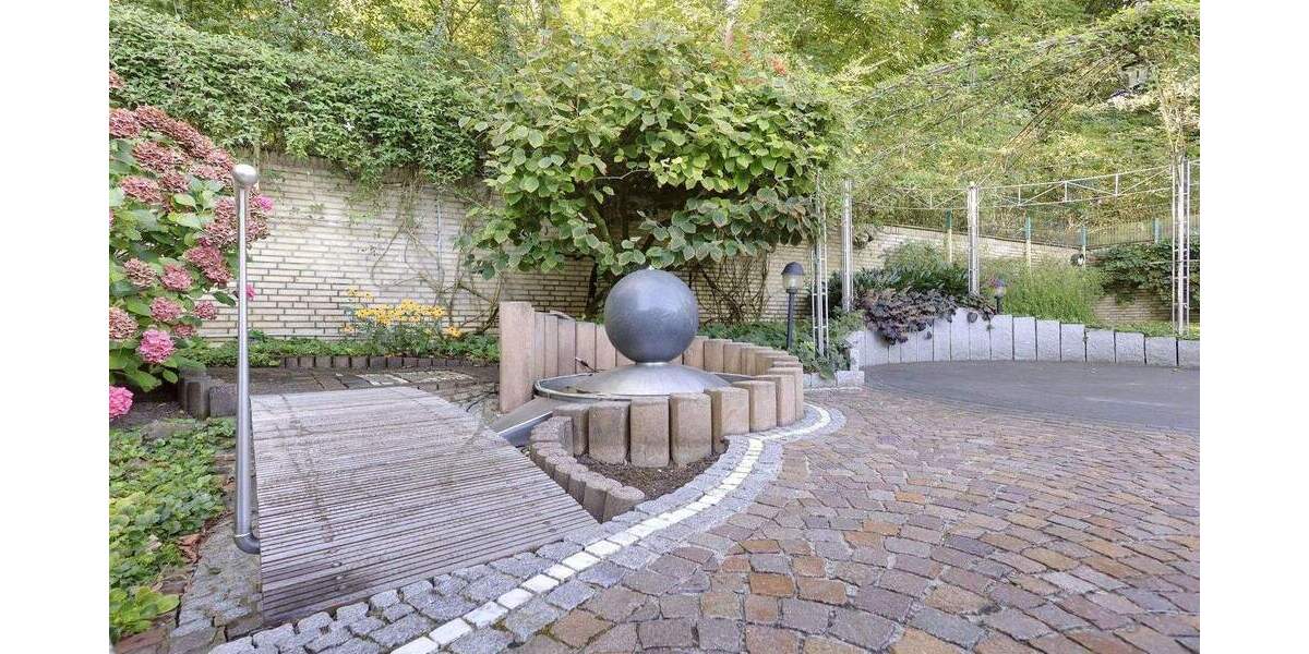 Bungalow Duisburg Alt-Homberg - 7 Zimmer, 190 m&sup2;, 599.000&euro; | Angebot:24788471