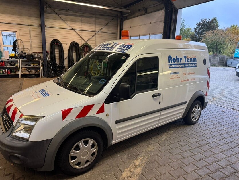 Ford Transit Tourneo Connect 143.000 km 4.900 € Oberhausen 46045