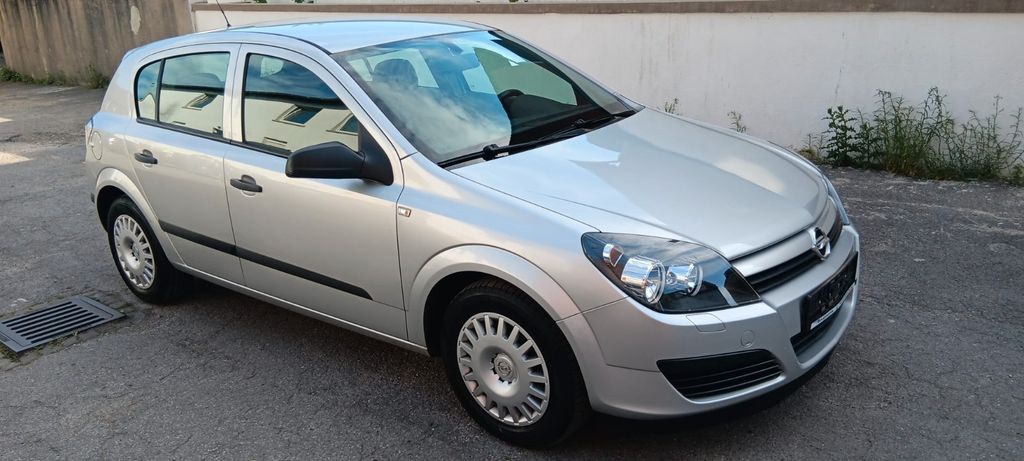 Opel Astra 179.800 km 1.890 &euro; Herten 45699