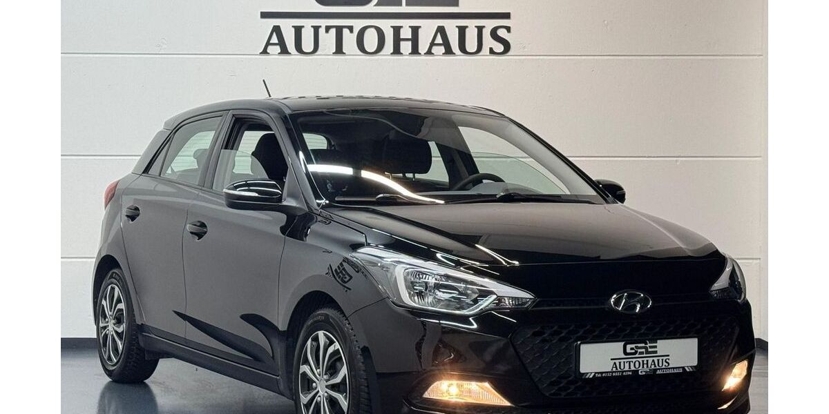 Hyundai i20 61.229 km 9.490 &euro; Wuppertal 42285