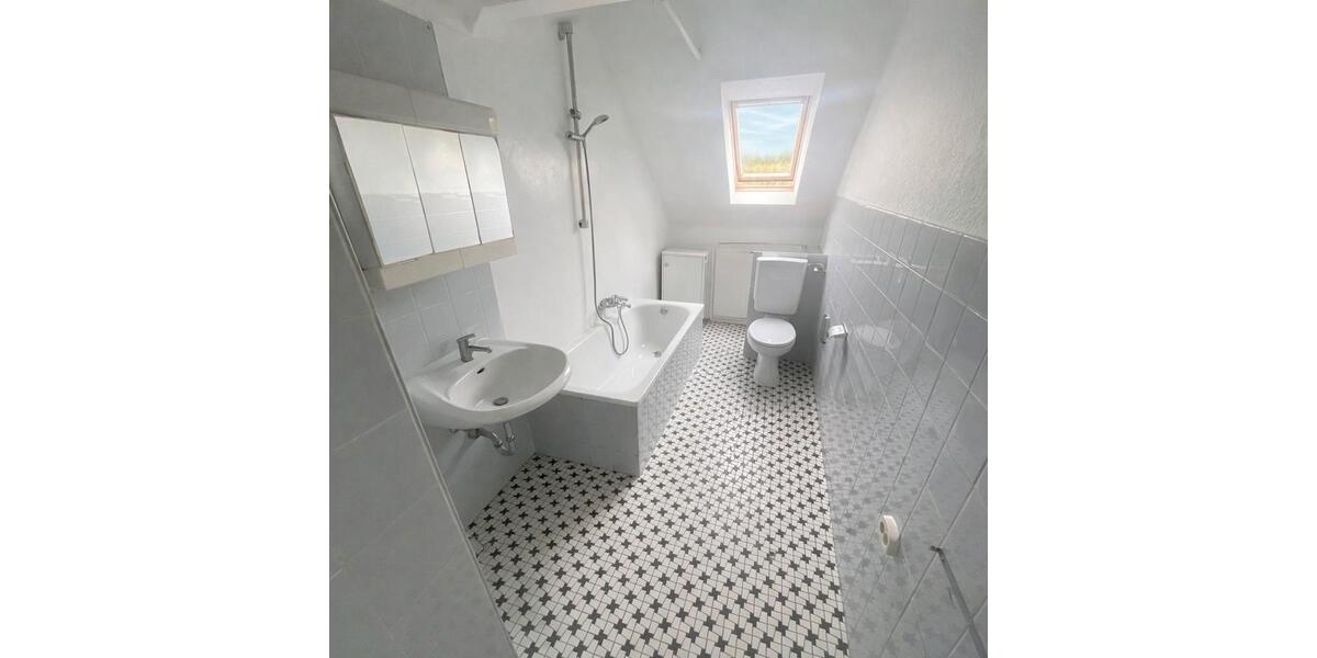 Dachgeschoßwohnung Dortmund Innenstadt Nord - 2 Zimmer, 66 m&sup2;, 700&euro; | Angebot:26382504