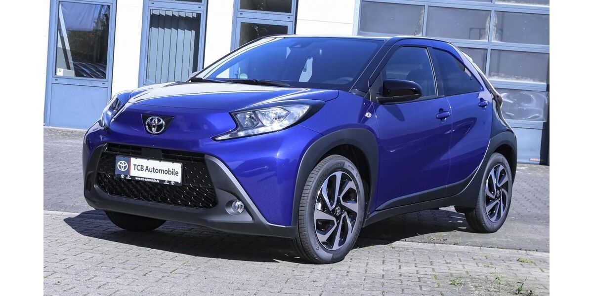 Toyota Aygo (X) 2.511 km 16.389 &euro; Bochum 44807