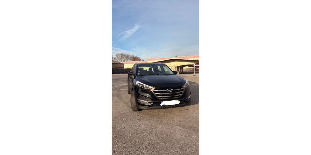 Hyundai TUCSON 80.000 km 13.999 &euro; Duisburg 47228