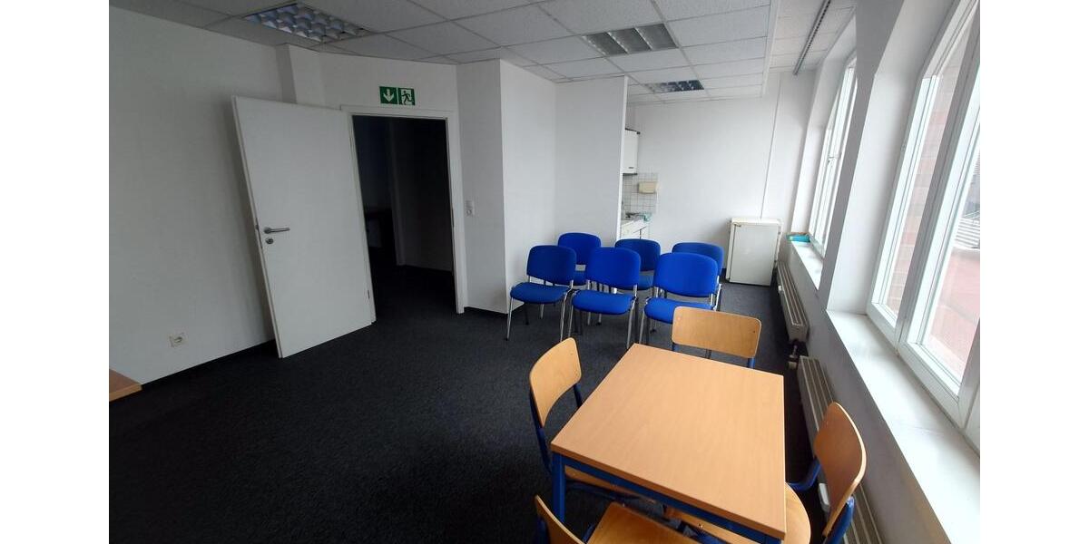 +++BIS ZU 3 MONATE MIETFREI +++ Gewerbeeinheit im Herzen von Waltrop zimmer