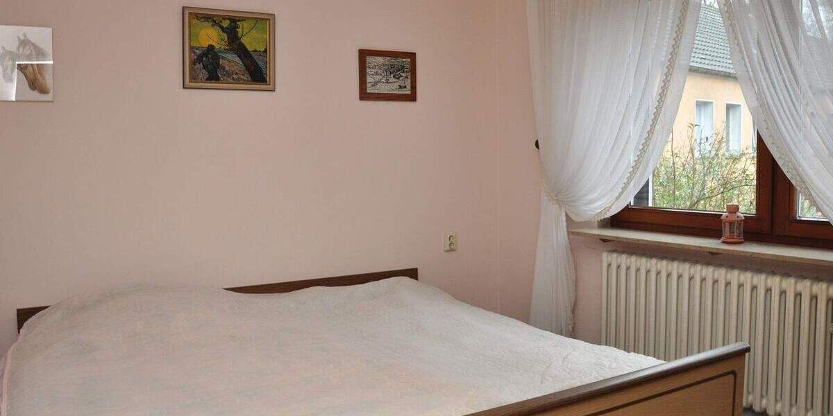 Reihenendhaus Duisburg Hochemmerich - 5 Zimmer, 87 m&sup2;, 249.000&euro; | Angebot:25390877