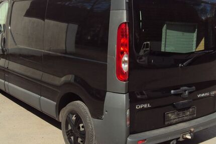 Opel Vivaro 149.500 km 7.800 € Hagen 58091