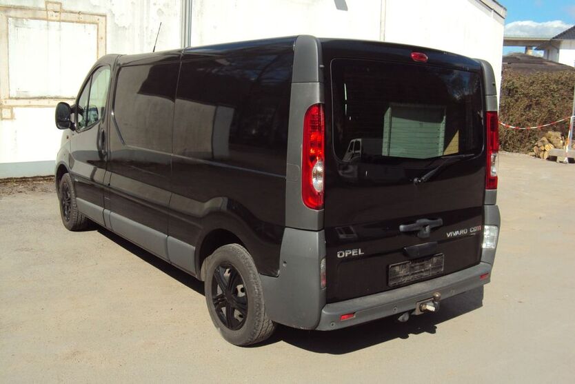 Opel Vivaro 149.500 km 7.800 € Hagen 58091