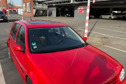 VW Golf 25.750 km 4.999 &euro; Dortmund 44369
