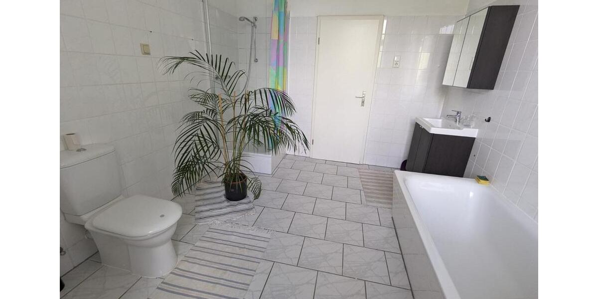 Etagenwohnung Wuppertal Gemarkung Langerfeld - 2 Zimmer, 71 m&sup2;, 109.500&euro; | Angebot:25594030