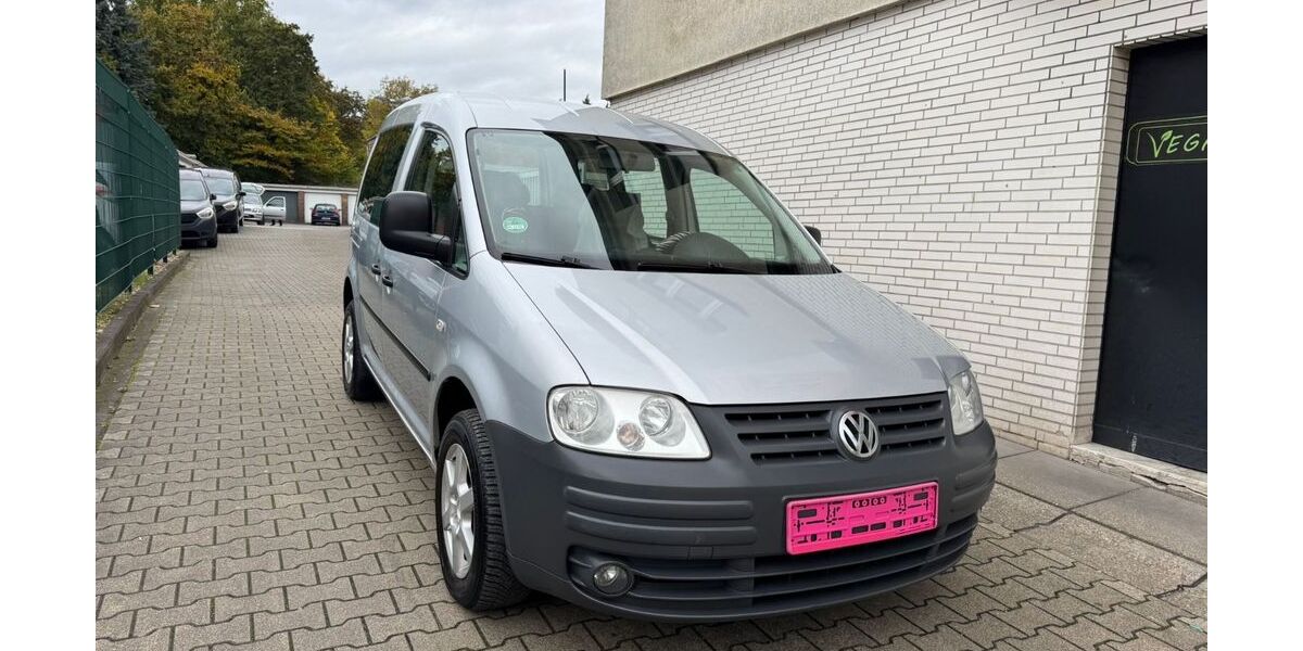 VW Caddy 149.000 km 3.800 &euro; Essen 45143
