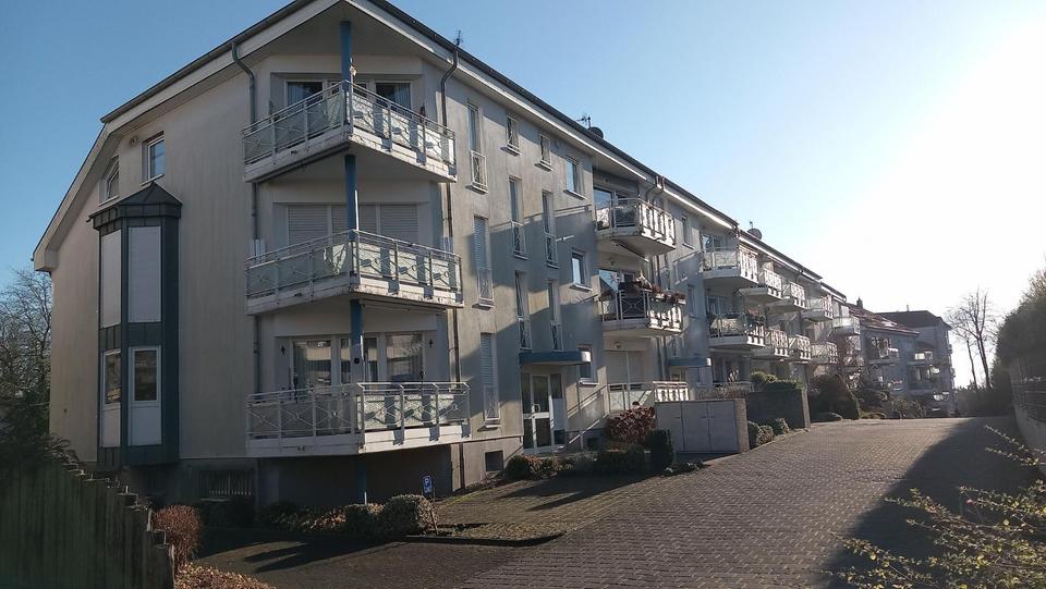 4 Zimmer Wohnung in Velbert Am Berg auch freiberuflich nutzbar 4 zimmer
