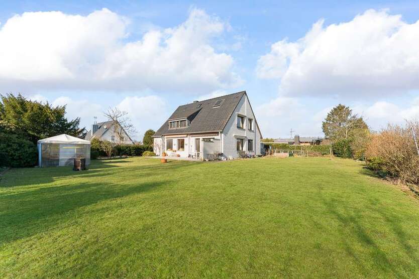 Grundstück zu verkaufen in Ratingen-Eggerscheidt 950.000 € 1338 m²