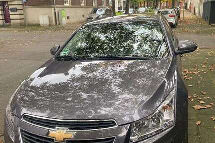 Chevrolet Cruze 184.000 km 4.700 &euro; Duisburg 47167