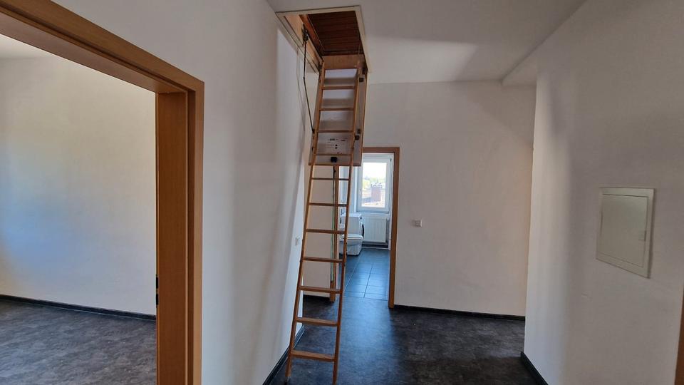 Dachgeschoßwohnung Recklinghausen Grullbad - 4 Zimmer, 100 m&sup2;, 850&euro; | Angebot:26312932