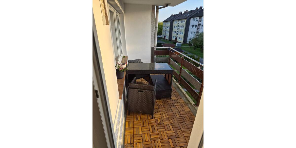 Etagenwohnung Velbert Pöthen - 3 Zimmer, 75 m&sup2;, 745&euro; | Angebot:26216251