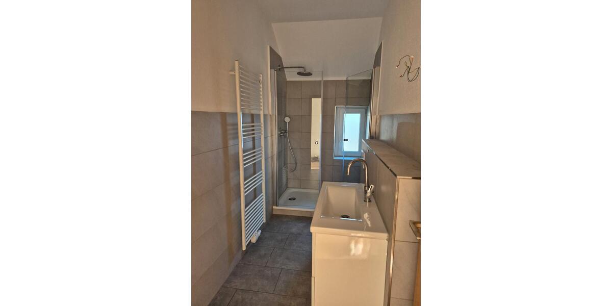 Dachgeschoßwohnung Bochum Eppendorf - 3 Zimmer, 85 m&sup2;, 1.050&euro; | Angebot:26149257